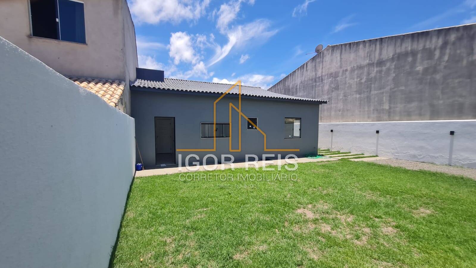 Casa à venda com 3 quartos, 360m² - Foto 14