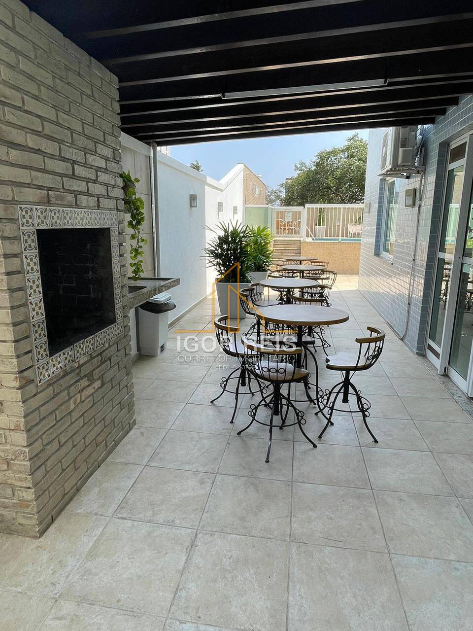 Apartamento à venda com 2 quartos, 65m² - Foto 19