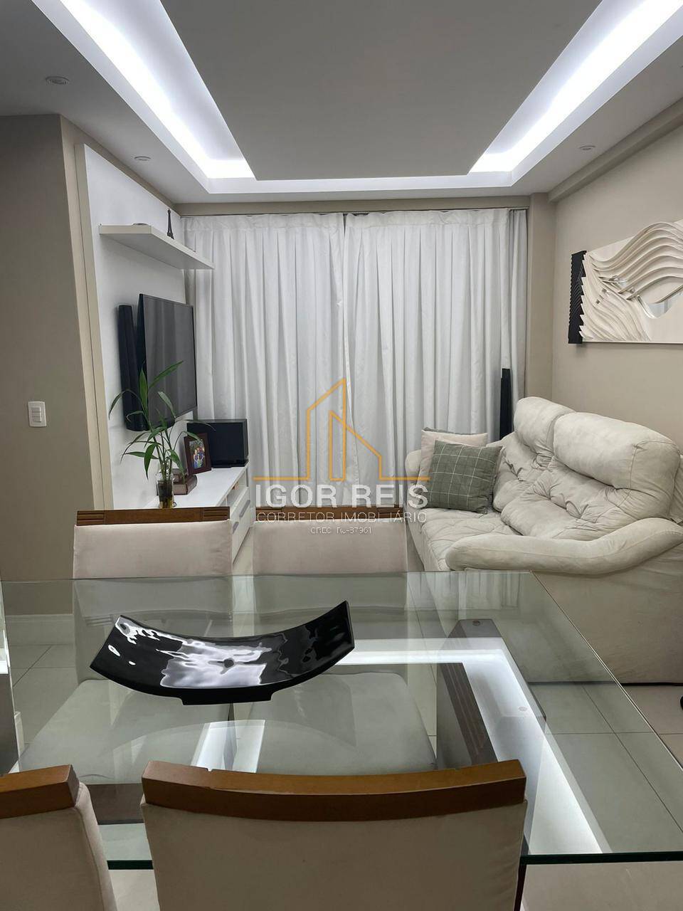 Apartamento à venda com 2 quartos, 65m² - Foto 3