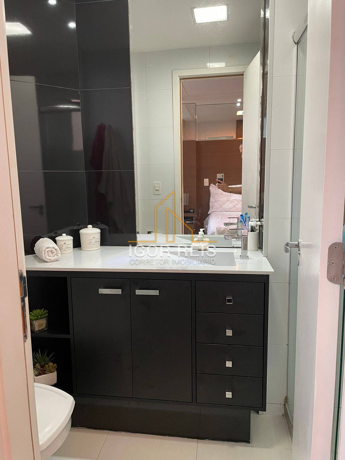 Apartamento à venda com 2 quartos, 65m² - Foto 10