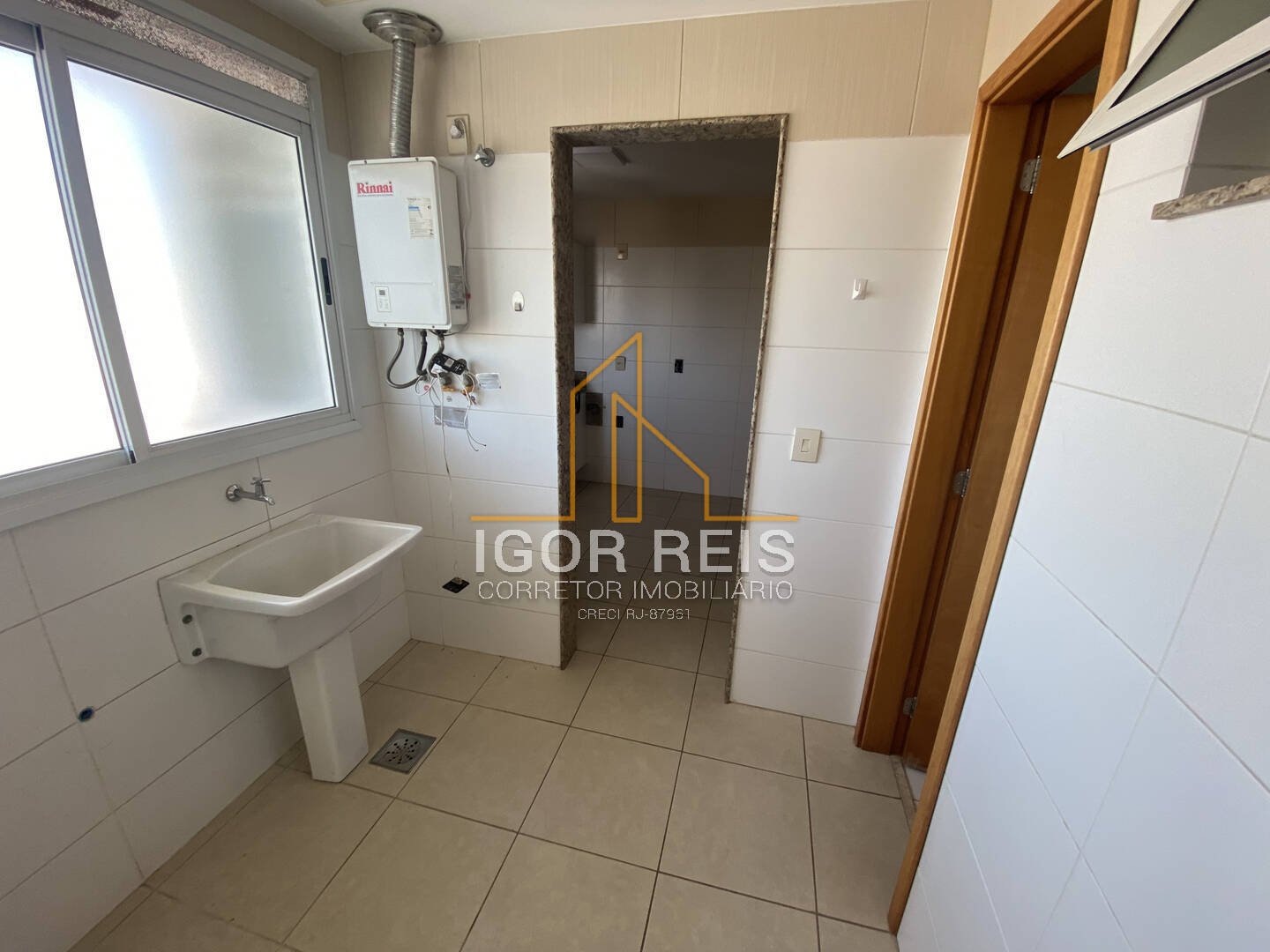 Apartamento à venda com 3 quartos, 156m² - Foto 14