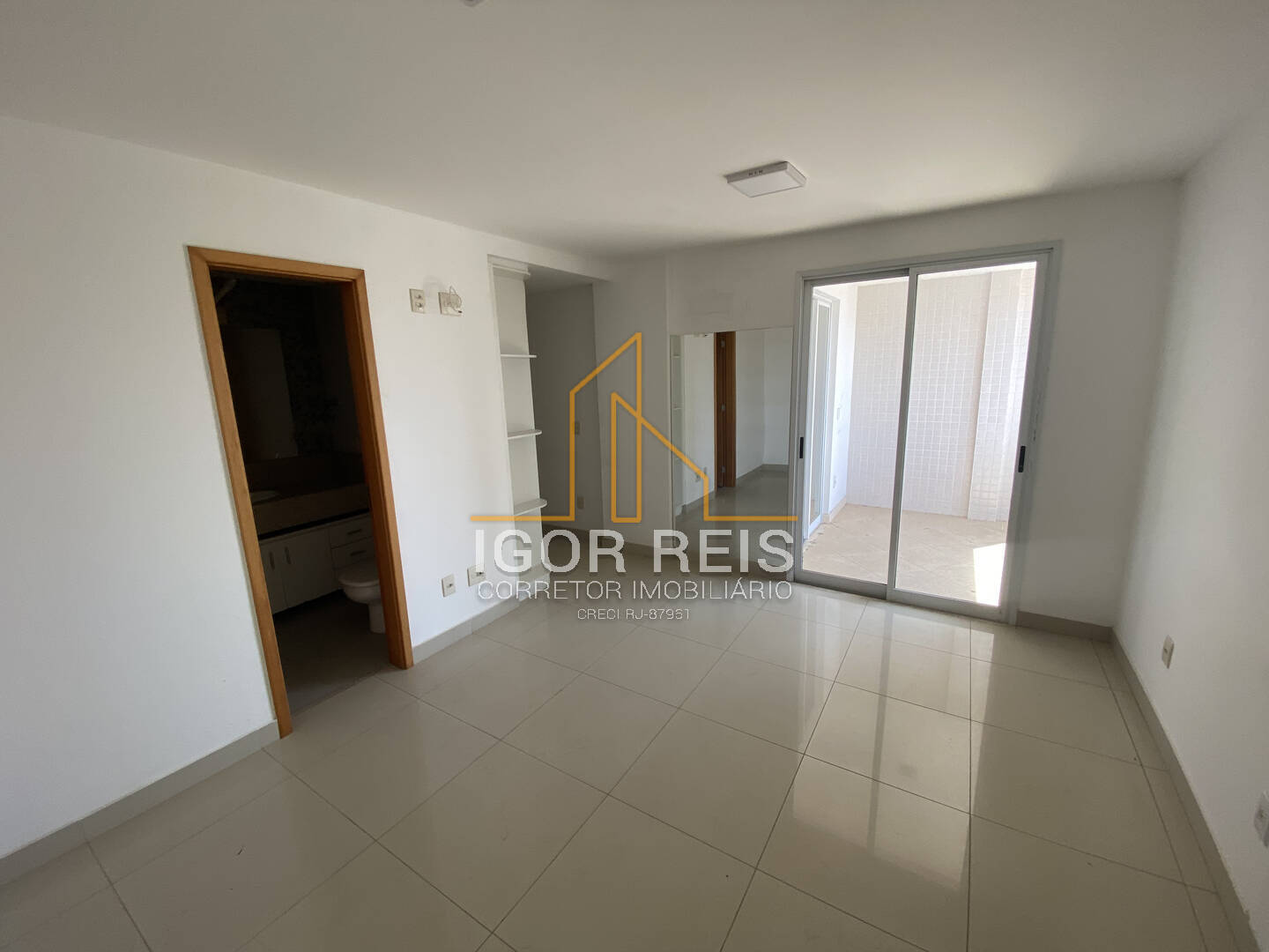 Apartamento à venda com 3 quartos, 156m² - Foto 13