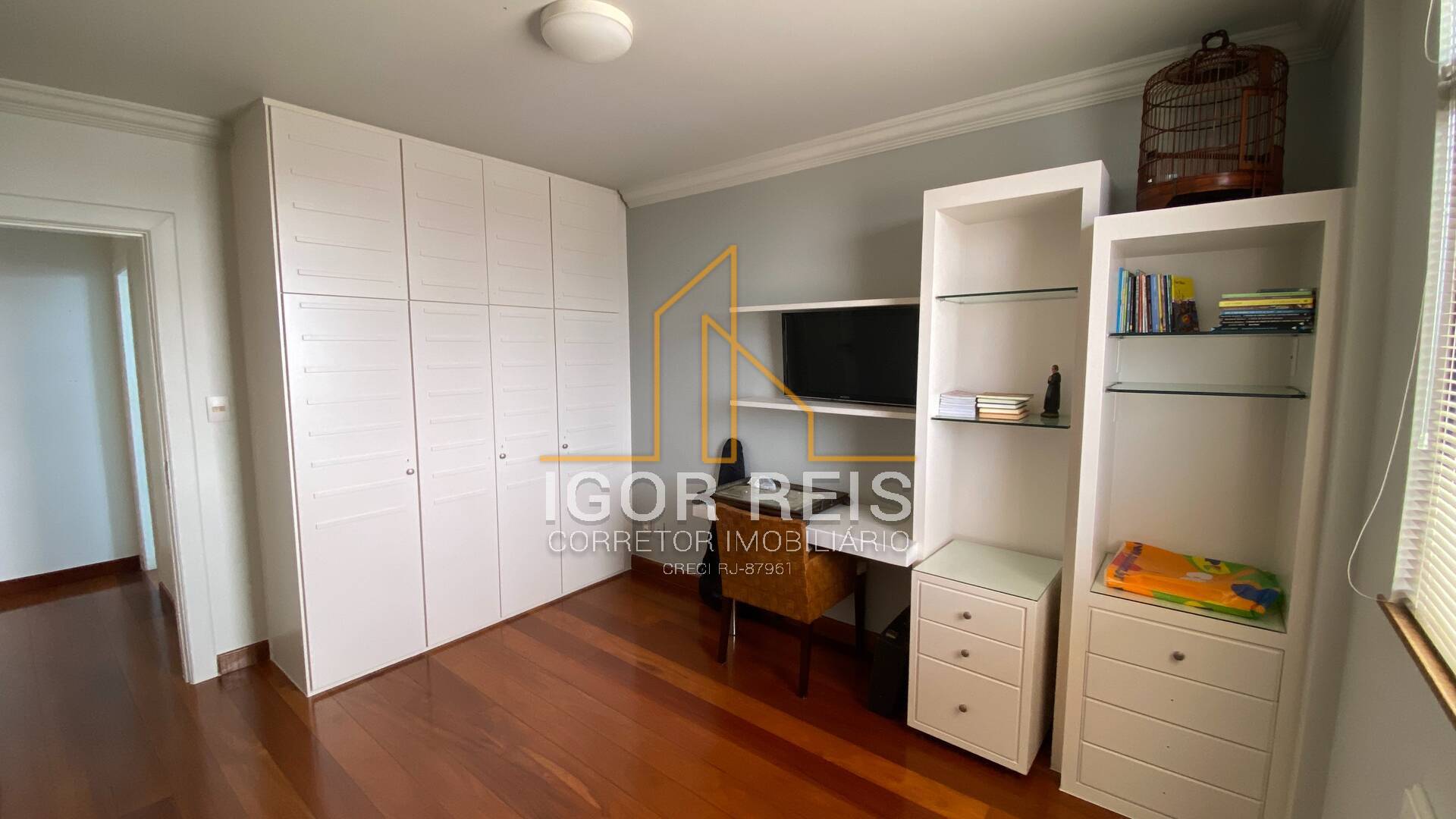 Apartamento à venda com 3 quartos, 186m² - Foto 13