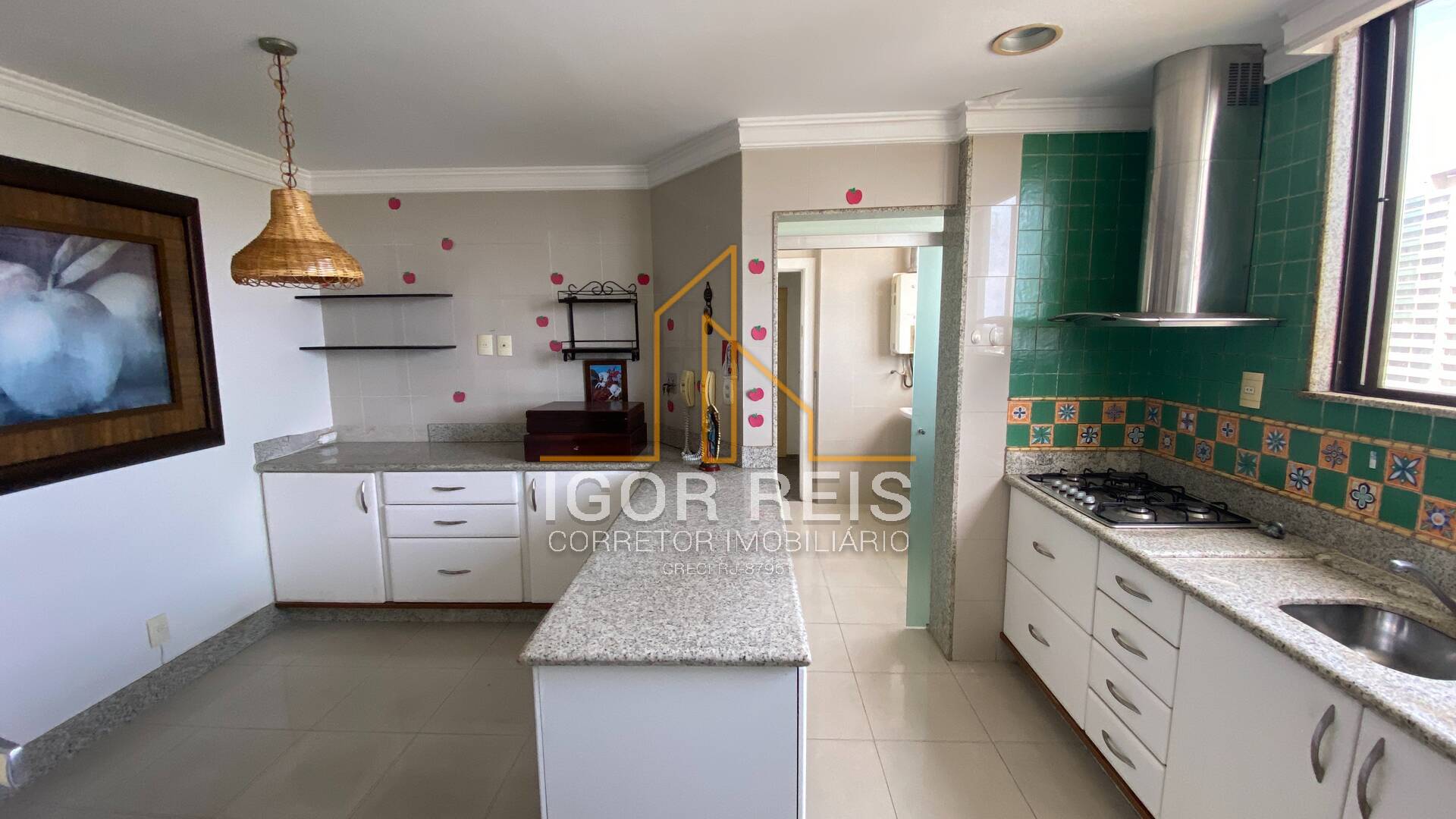 Apartamento à venda com 3 quartos, 186m² - Foto 20