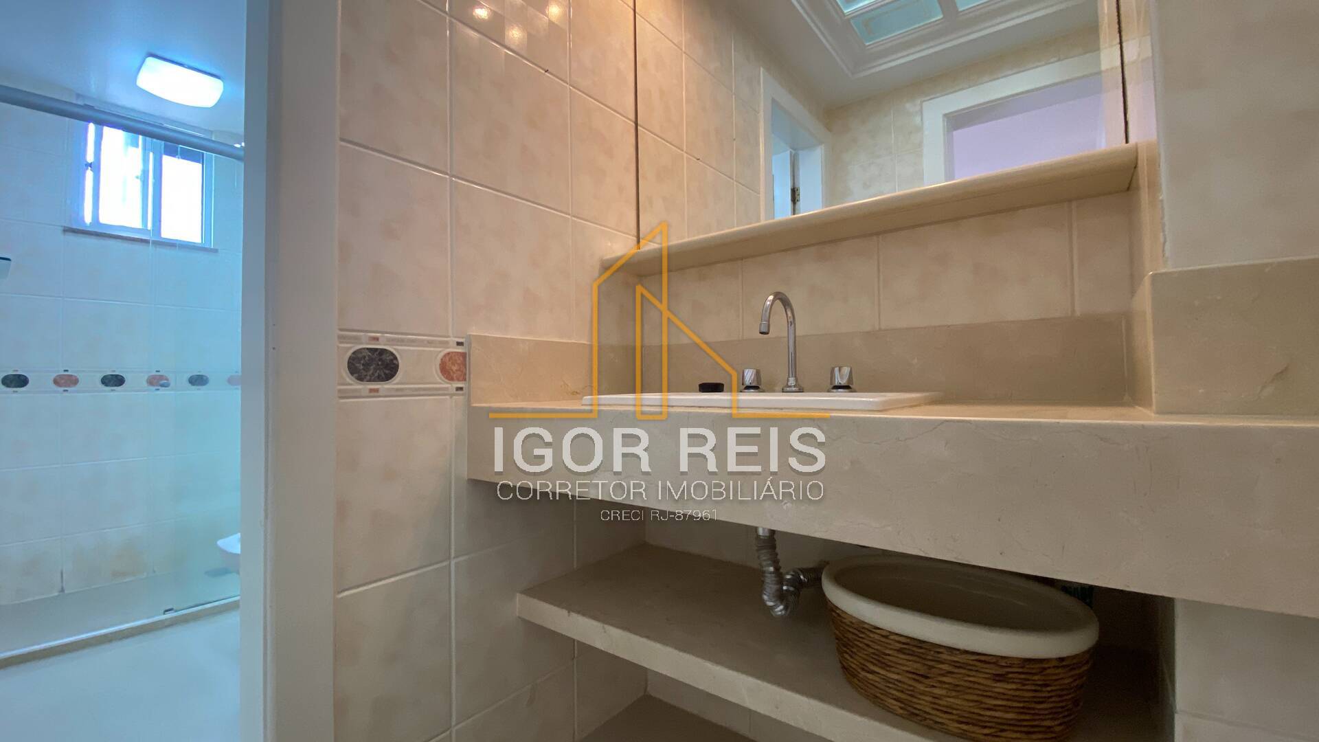 Apartamento à venda com 3 quartos, 186m² - Foto 11