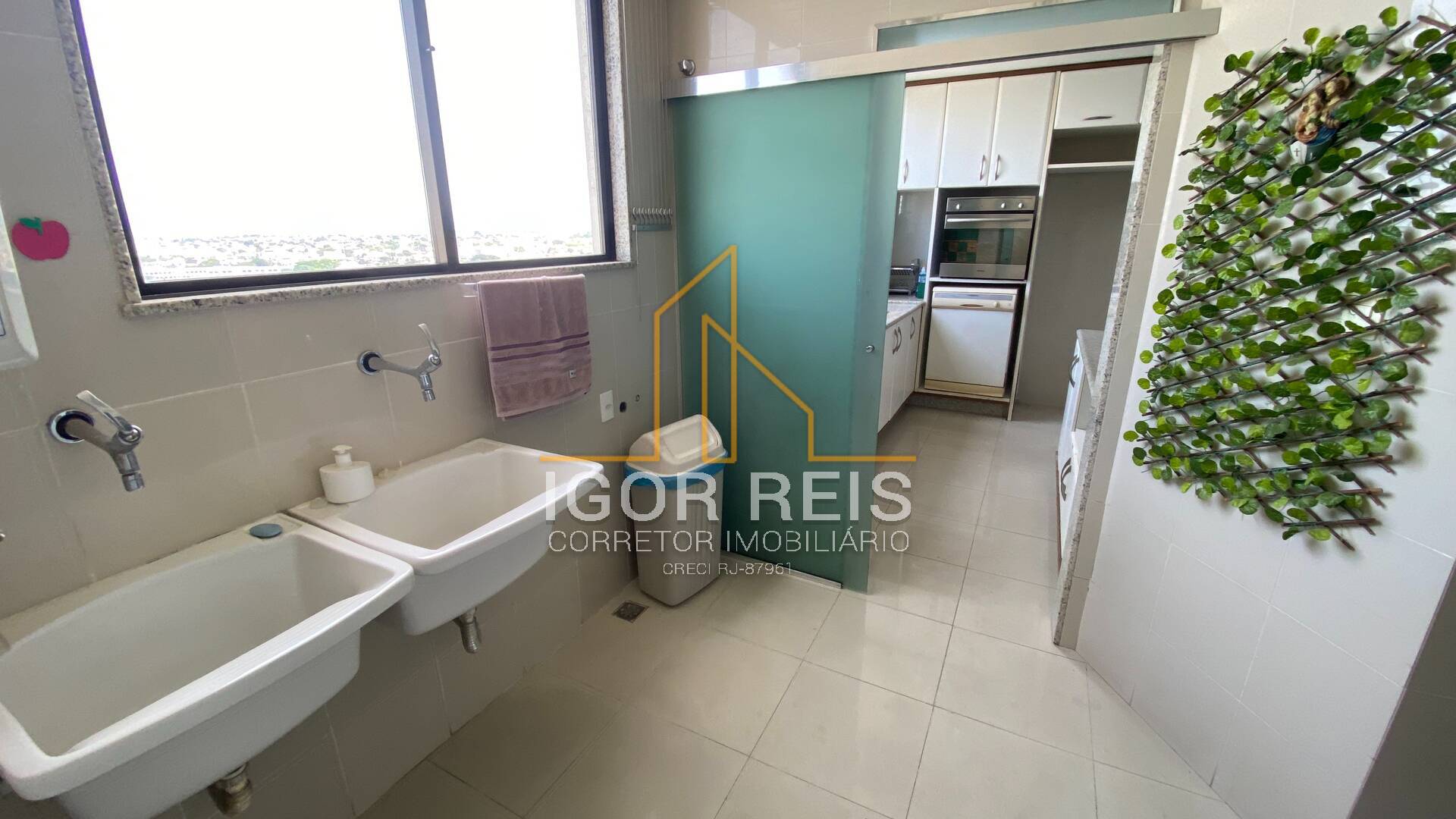 Apartamento à venda com 3 quartos, 186m² - Foto 22