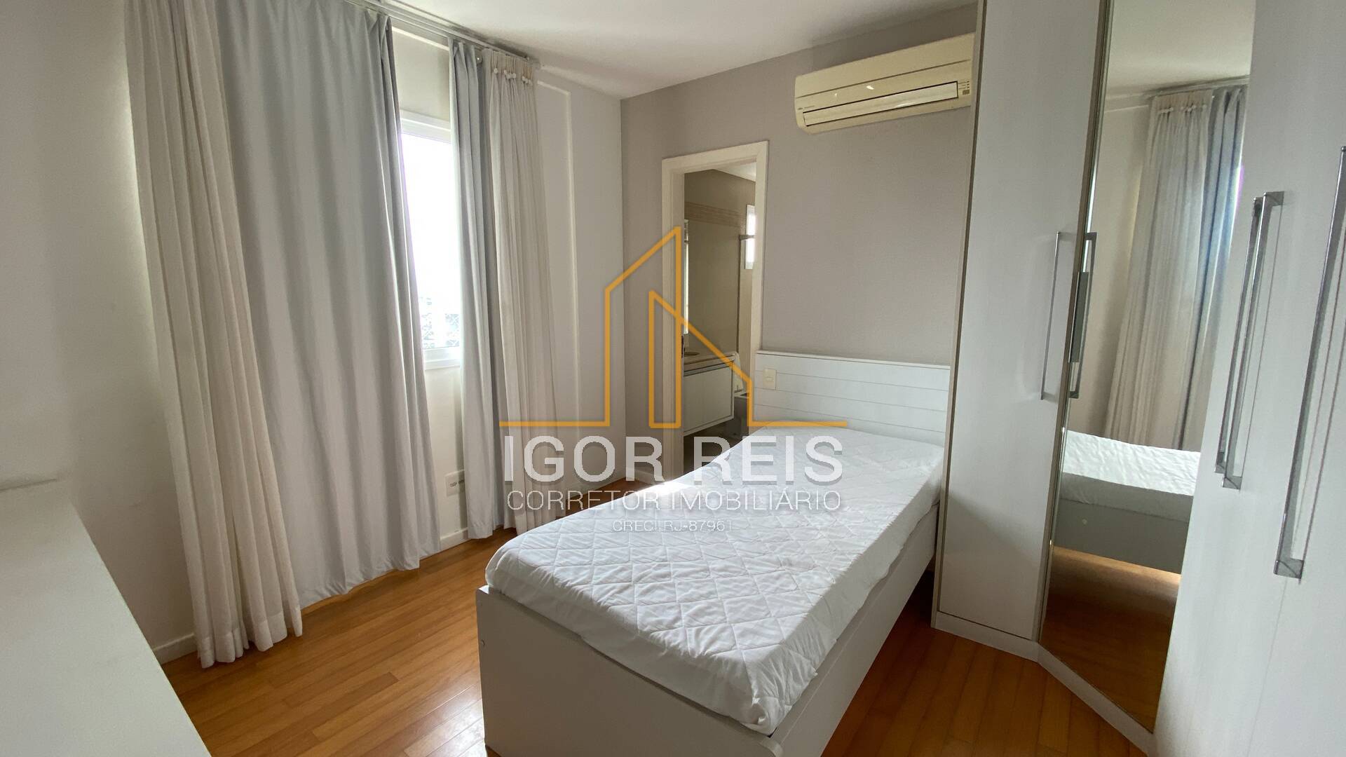 Apartamento à venda com 3 quartos, 160m² - Foto 11