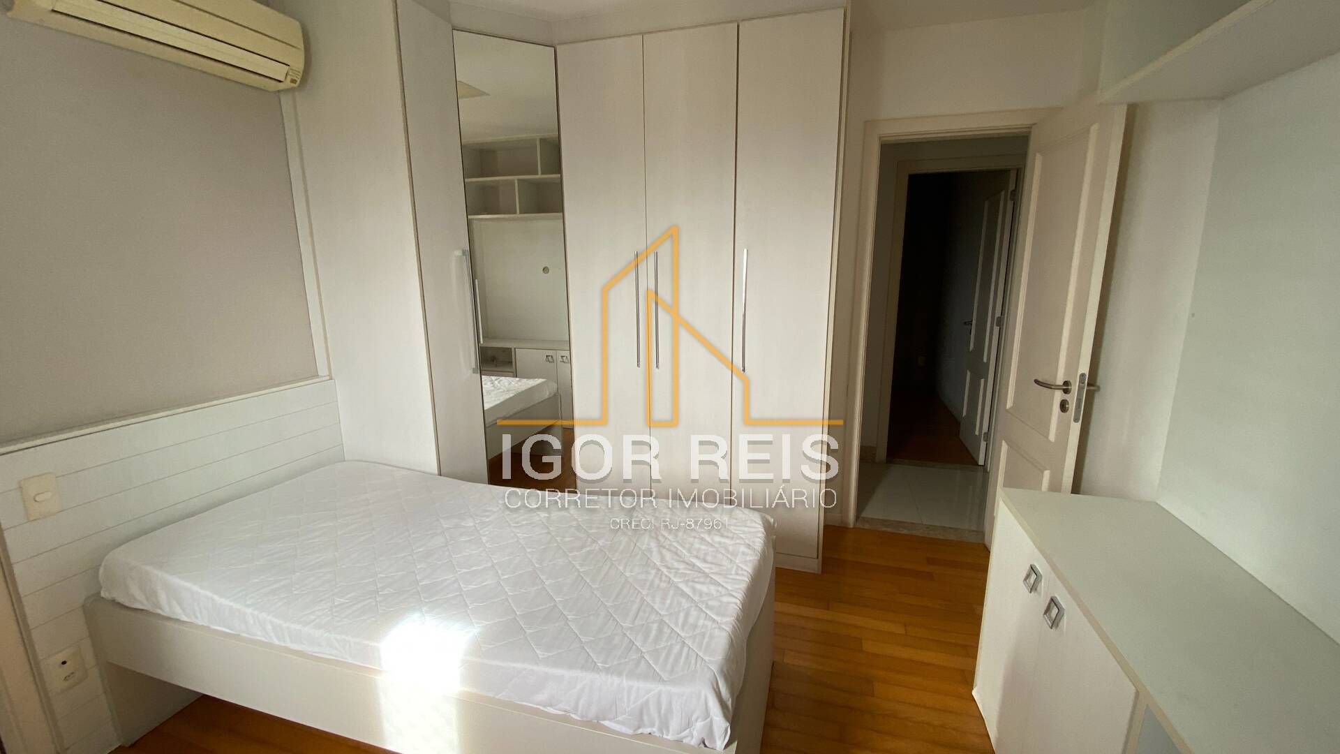 Apartamento à venda com 3 quartos, 160m² - Foto 12