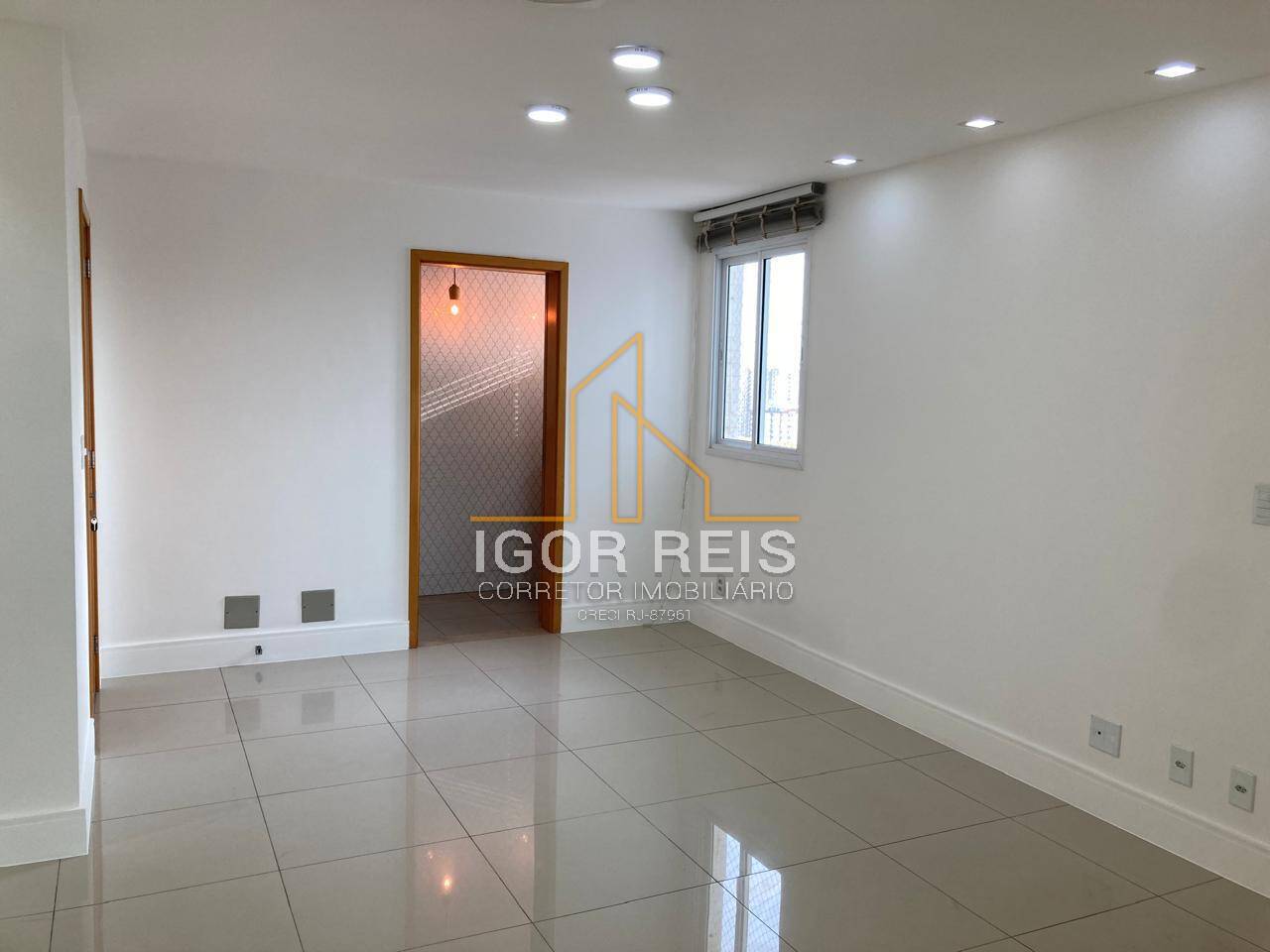 Apartamento à venda com 3 quartos, 105m² - Foto 6