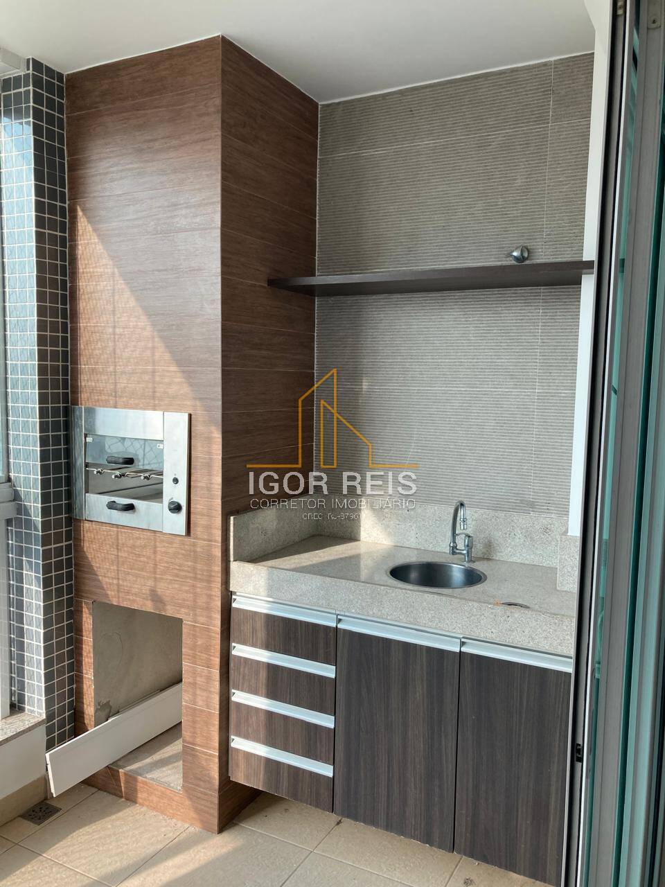 Apartamento à venda com 3 quartos, 105m² - Foto 9