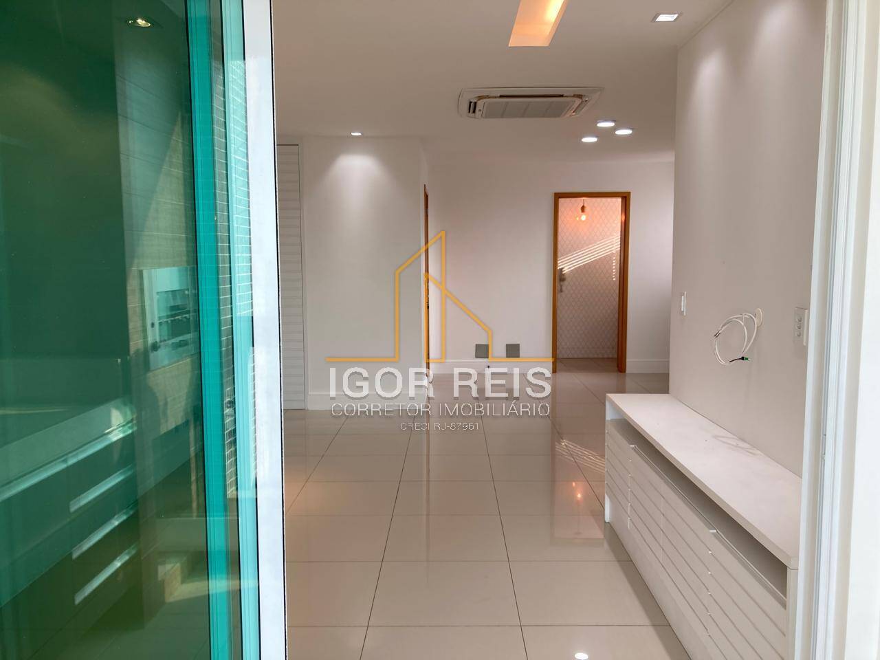 Apartamento à venda com 3 quartos, 105m² - Foto 5