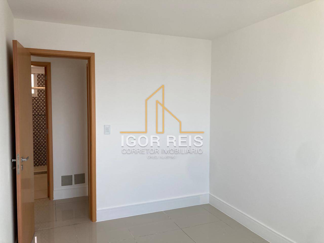 Apartamento à venda com 3 quartos, 105m² - Foto 32