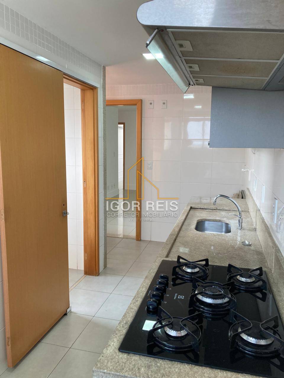 Apartamento à venda com 3 quartos, 105m² - Foto 11