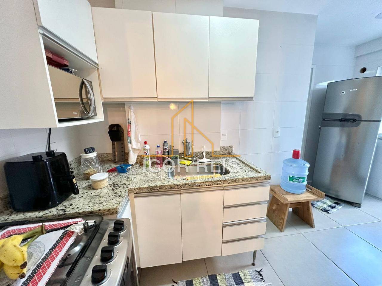 Apartamento à venda com 2 quartos, 75m² - Foto 7