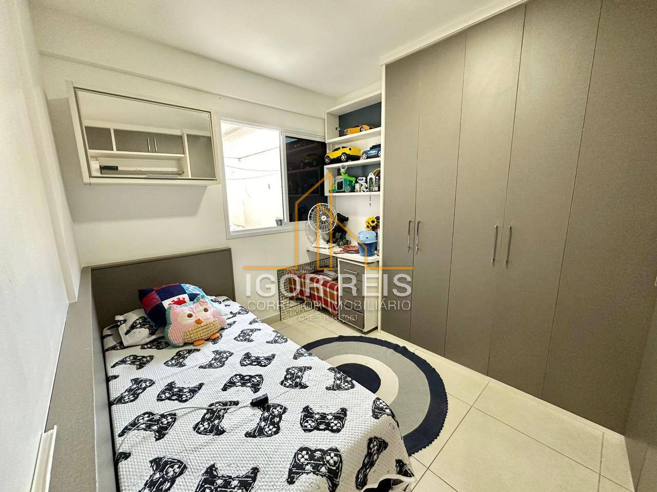 Apartamento à venda com 2 quartos, 75m² - Foto 19