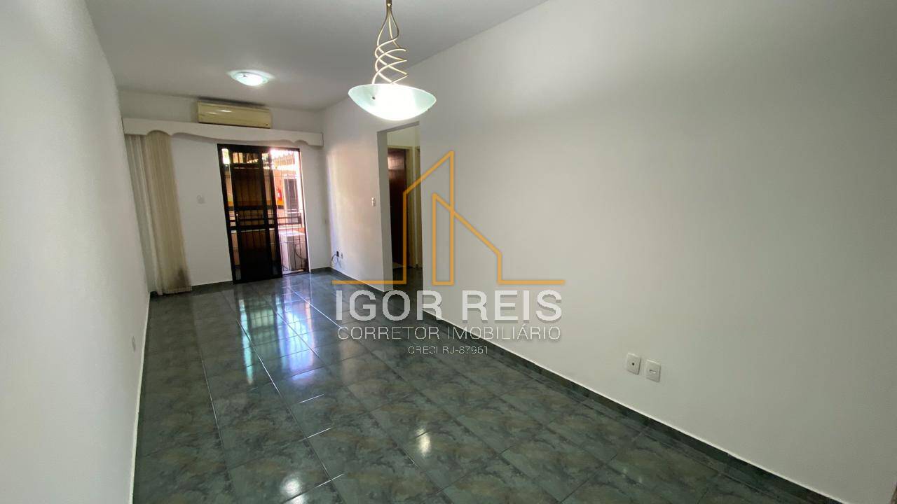 Apartamento à venda com 3 quartos, 75m² - Foto 3