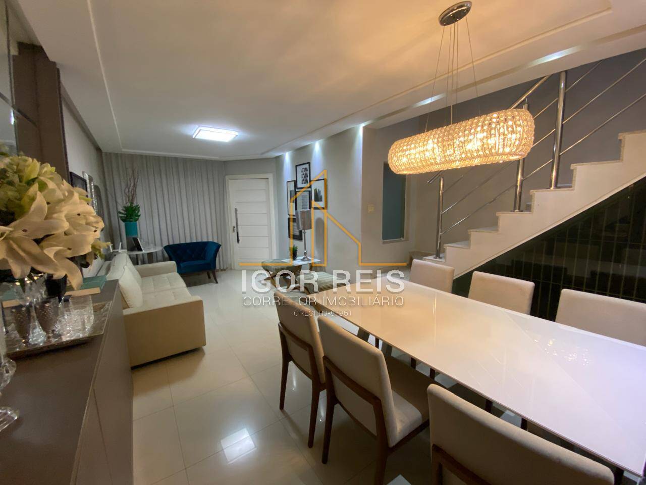▶ Casa Duplex no Alphaville I – 3 Quartos, Closet, Sacada e Varanda Gourmet
