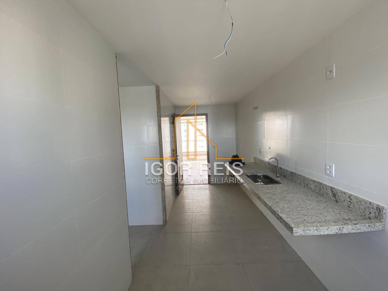 Apartamento à venda com 3 quartos, 131m² - Foto 8
