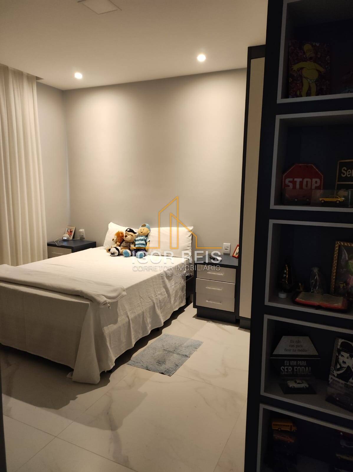 Casa de Condomínio para alugar com 3 quartos, 225m² - Foto 18