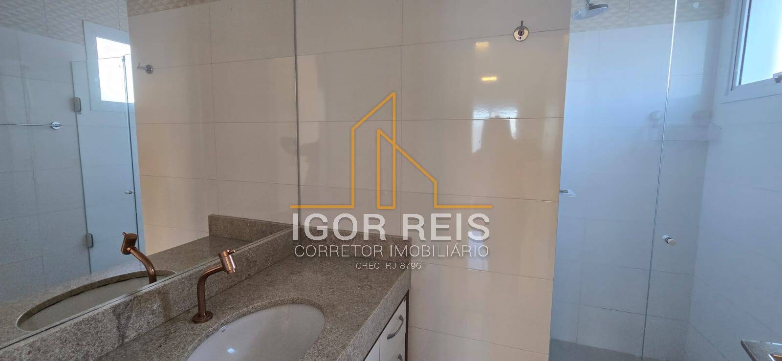 Apartamento para alugar com 3 quartos, 140m² - Foto 14