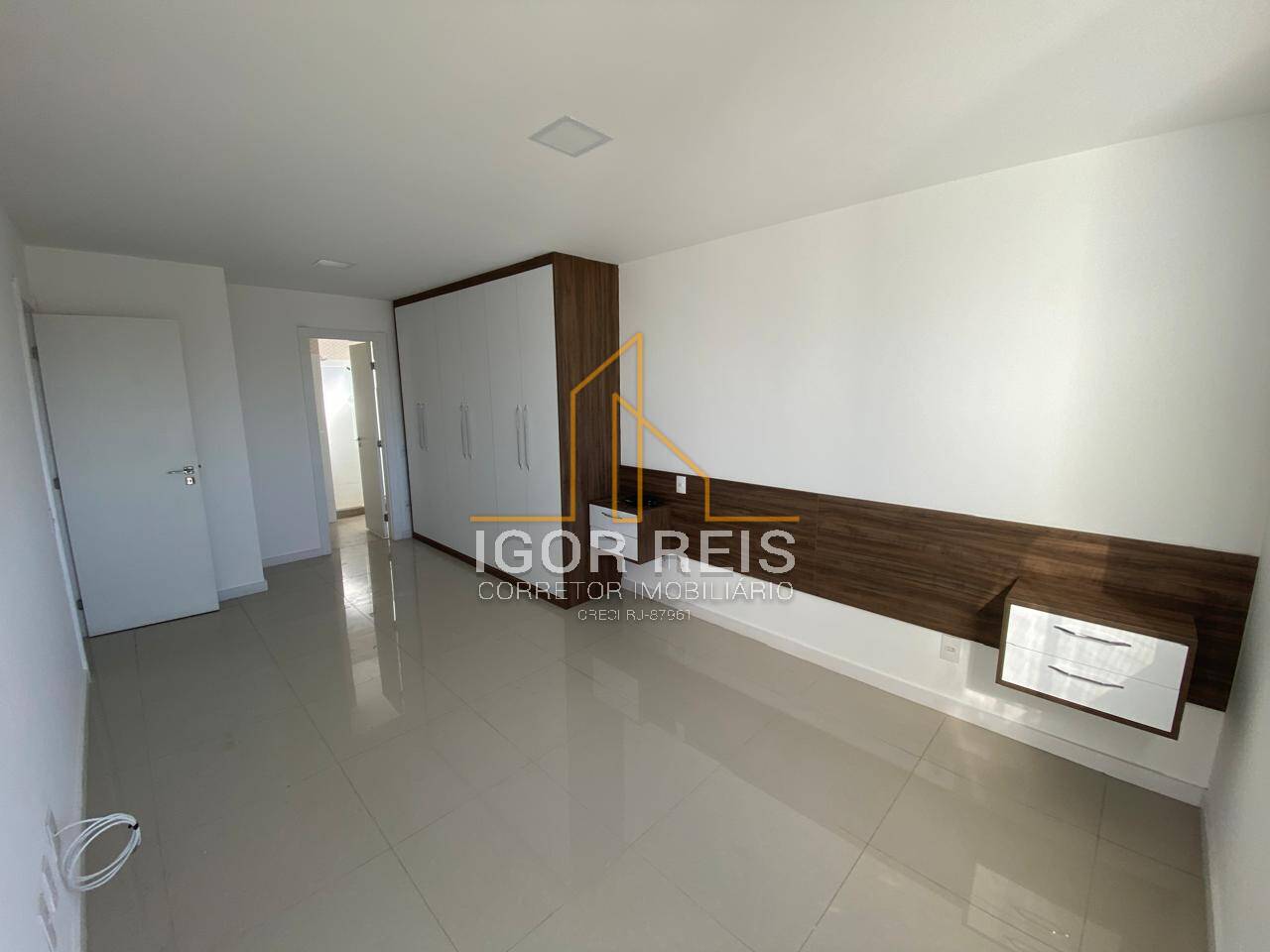 Apartamento para alugar com 3 quartos, 140m² - Foto 10
