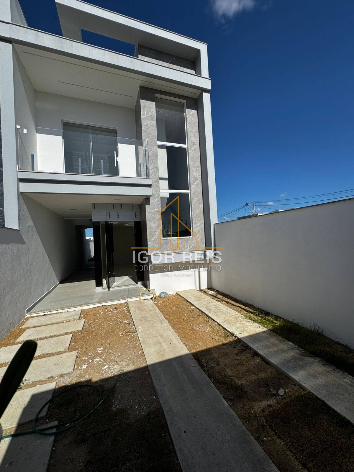 Casa, 3 quartos, 110 m² - Foto 1