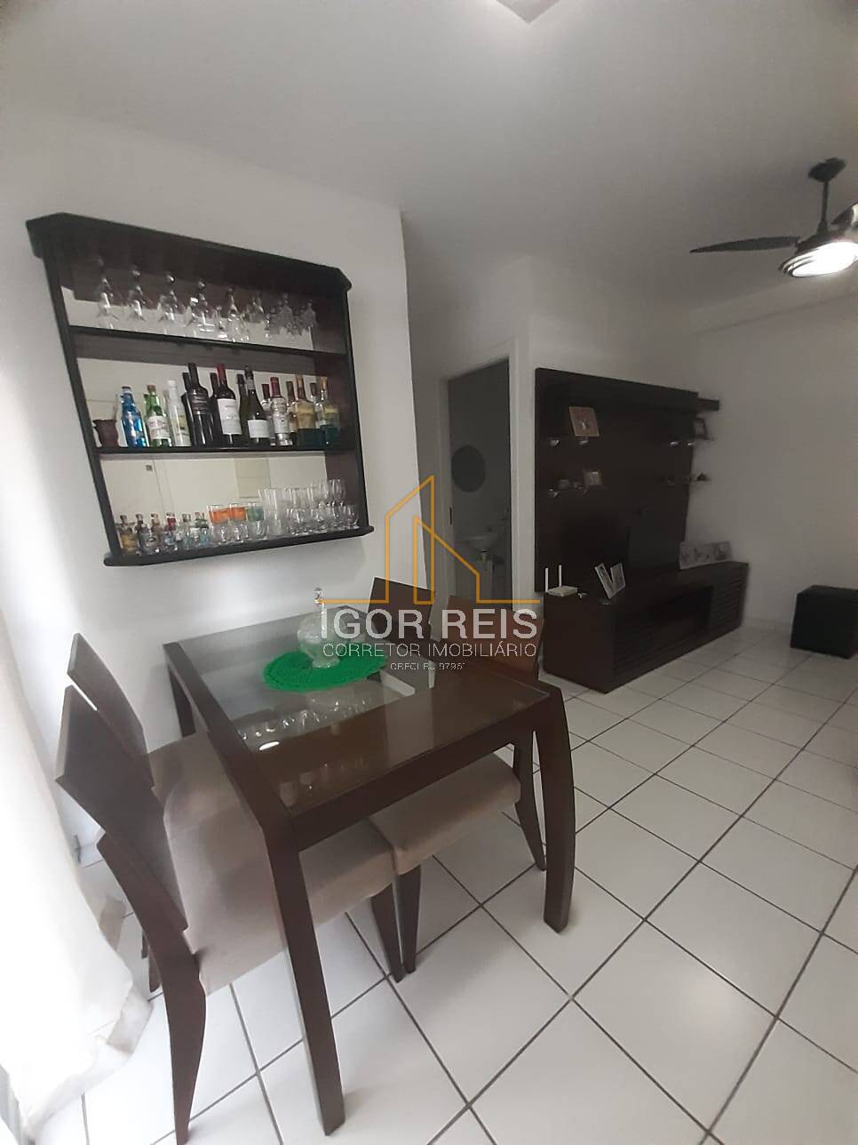 Apartamento à venda com 2 quartos, 58m² - Foto 3