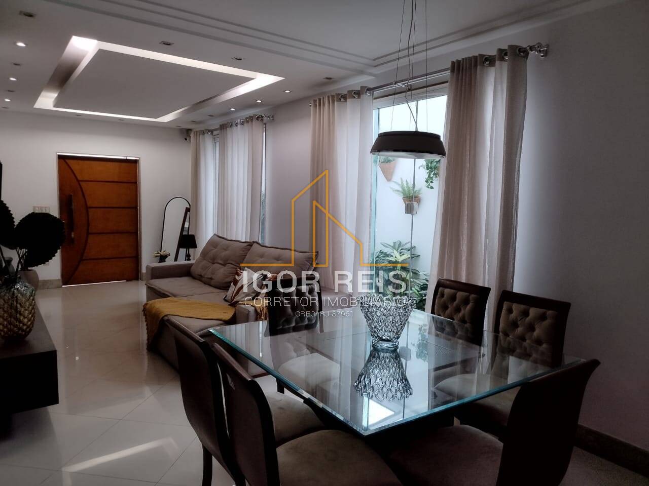 Casa à venda com 3 quartos - Foto 1