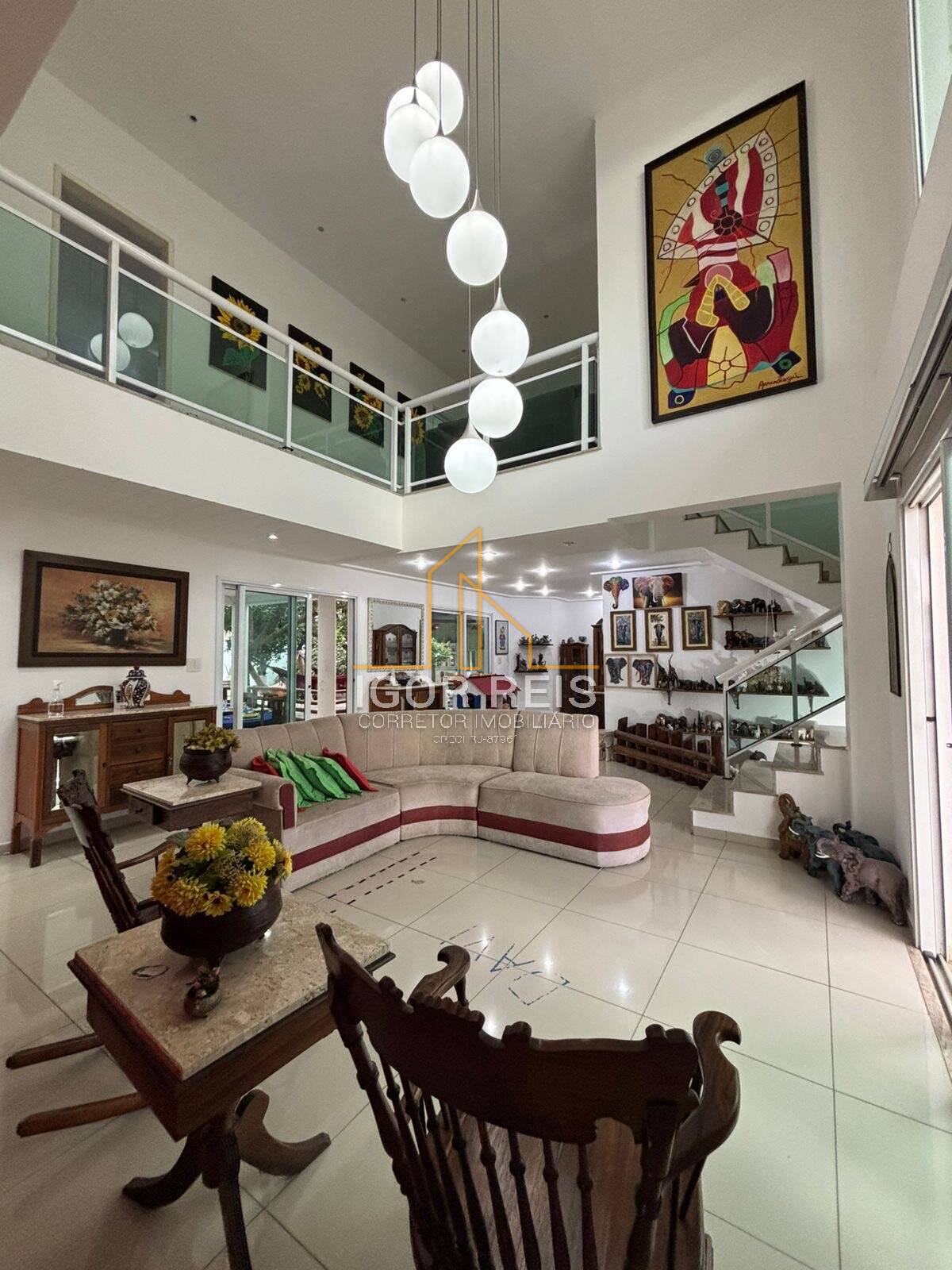 Casa de Alto Padrão no Condomínio Granja Corriente