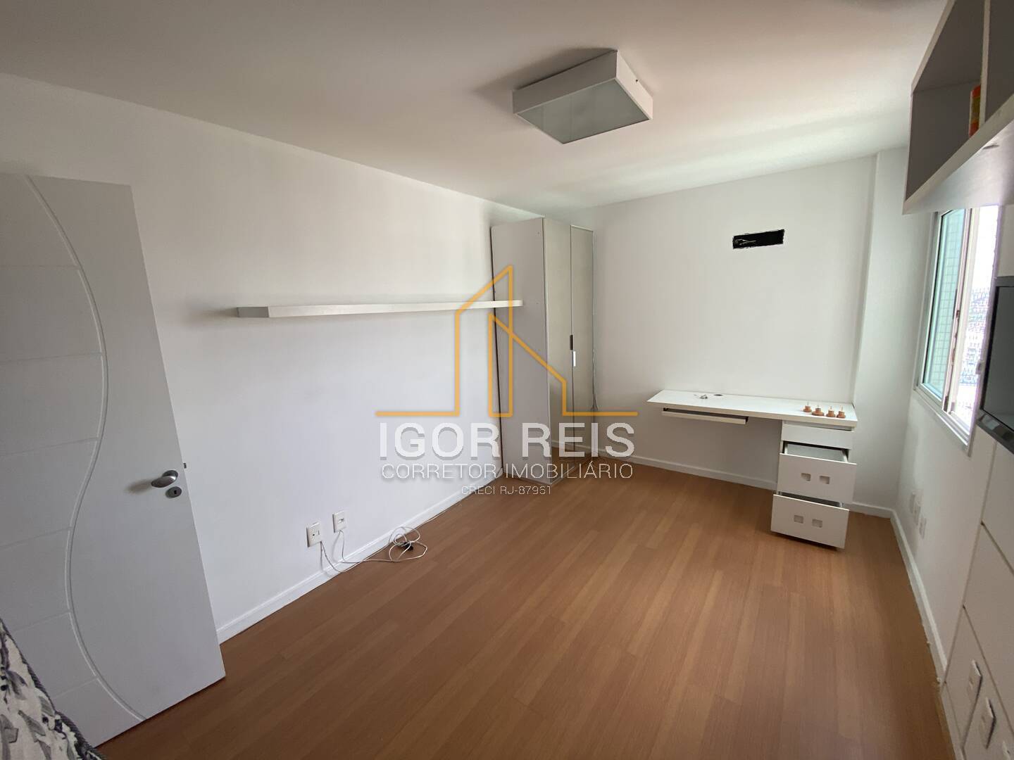 Apartamento para alugar com 4 quartos, 200m² - Foto 24