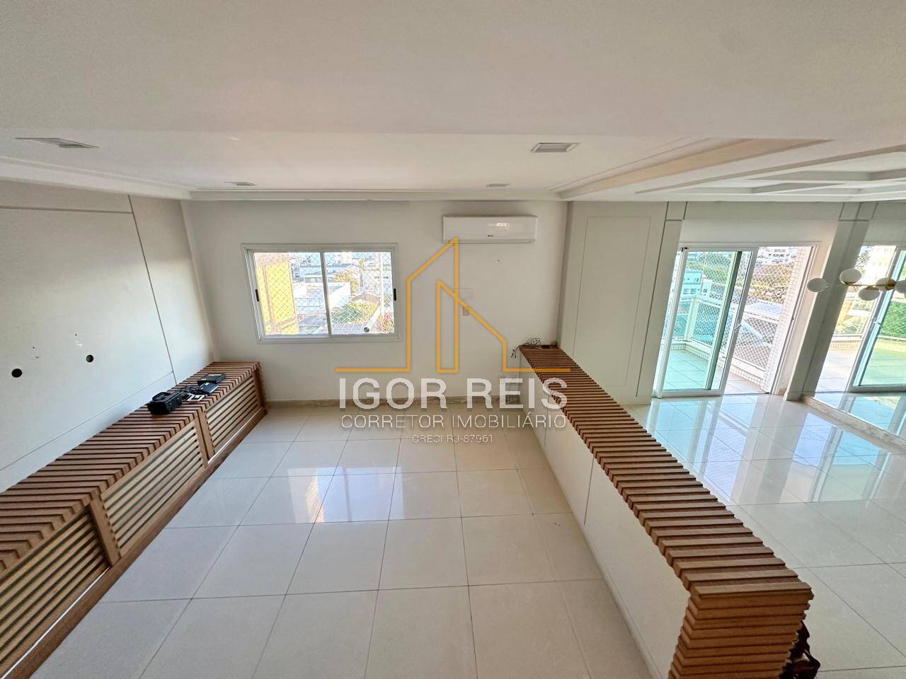 Apartamento para alugar com 3 quartos, 160m² - Foto 4
