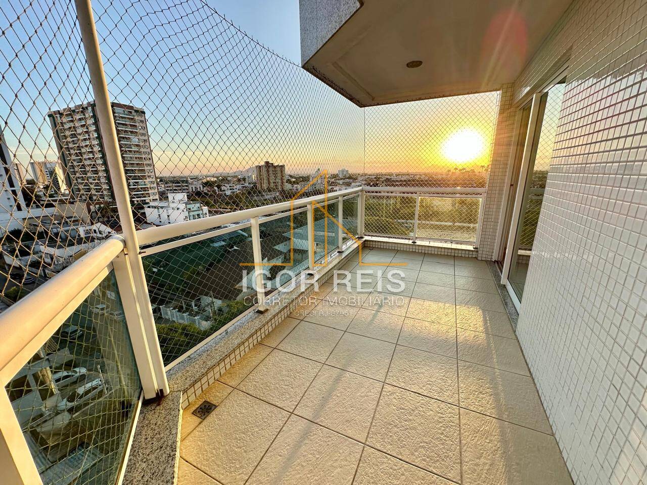 Apartamento para alugar com 3 quartos, 160m² - Foto 14