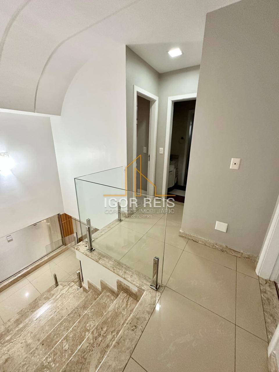 Apartamento para alugar com 3 quartos, 160m² - Foto 20