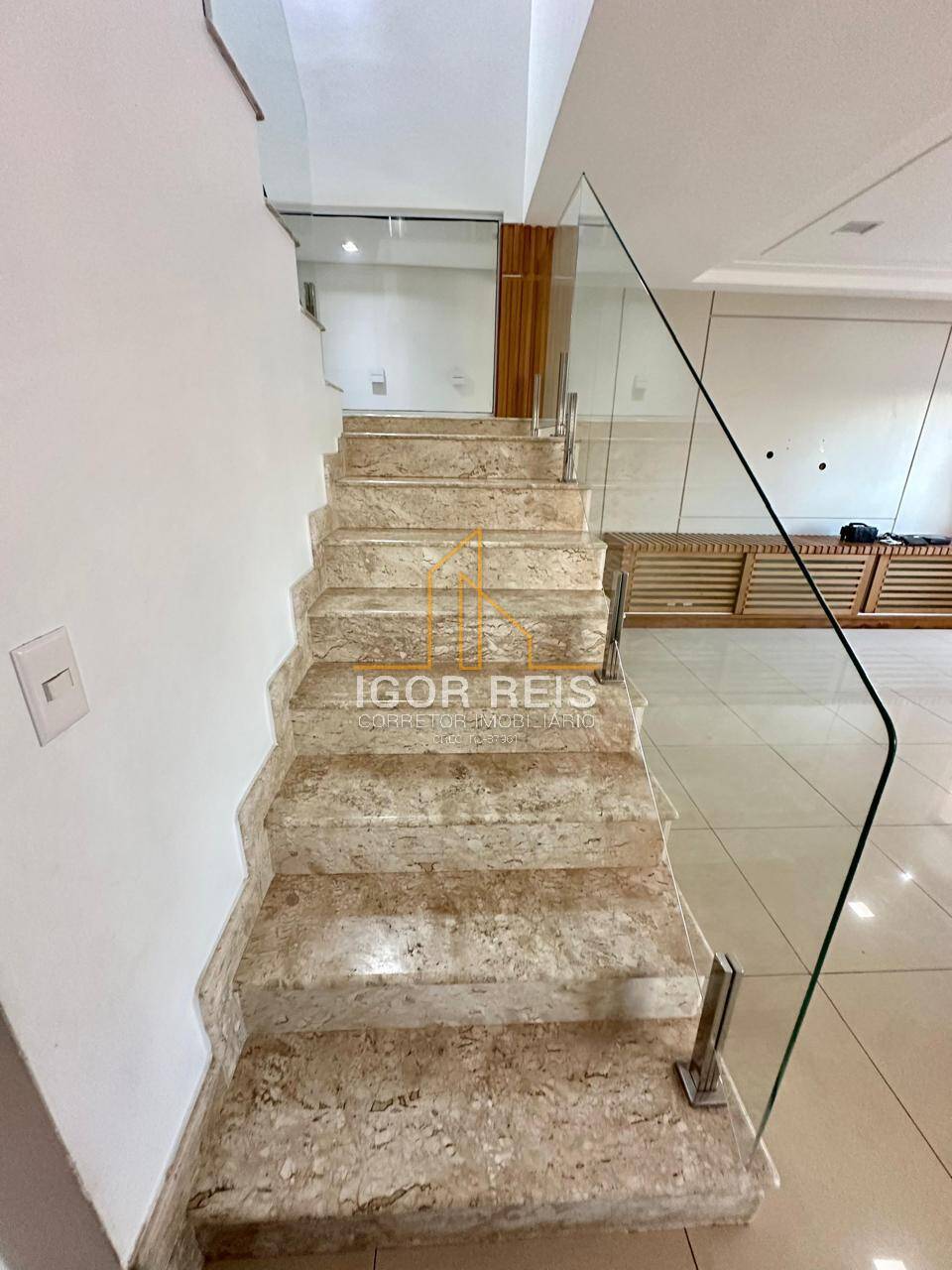 Apartamento para alugar com 3 quartos, 160m² - Foto 19