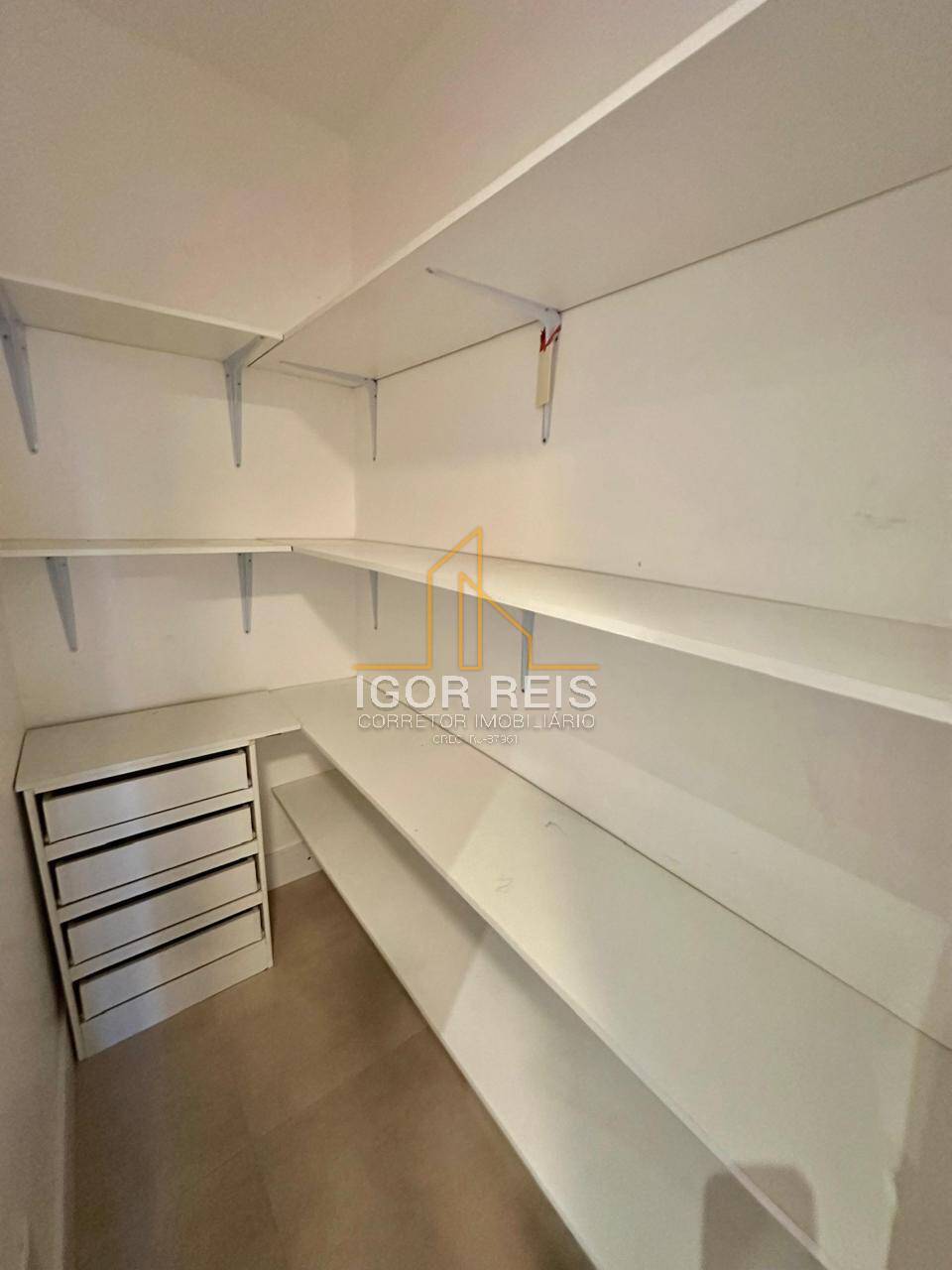 Apartamento para alugar com 3 quartos, 160m² - Foto 35