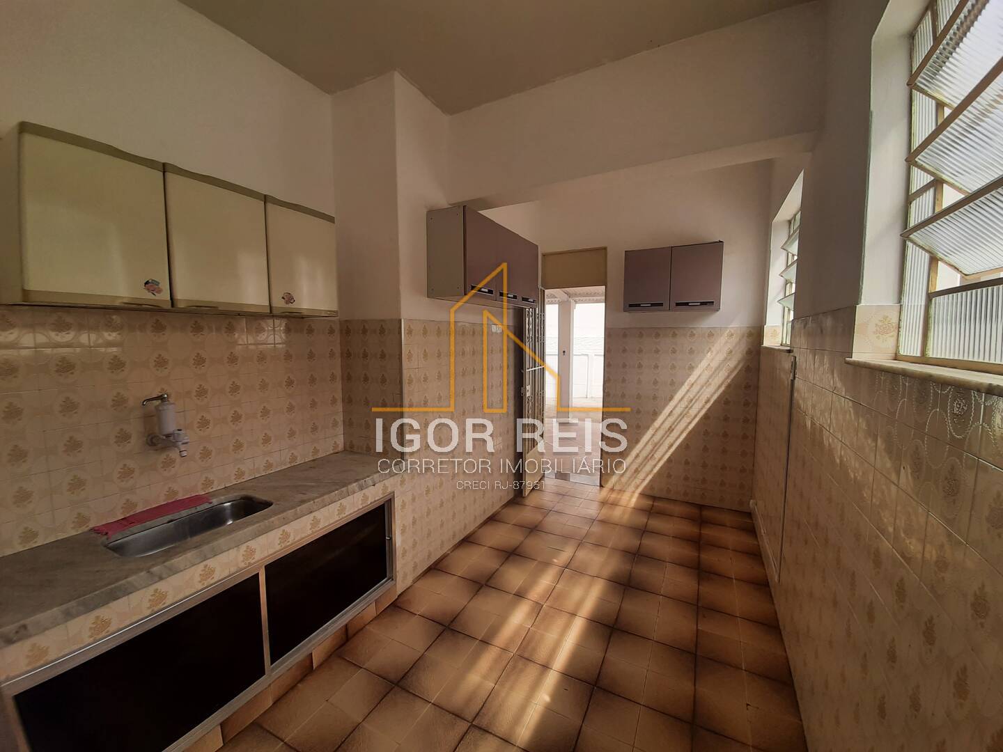 Casa à venda com 3 quartos, 175m² - Foto 5