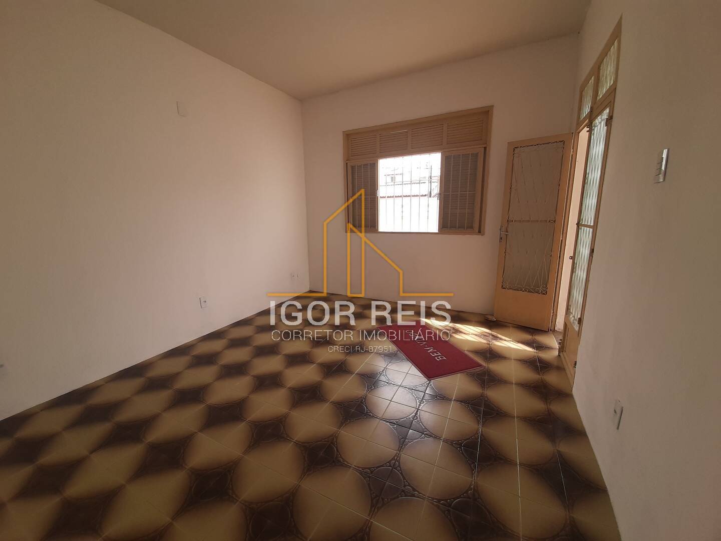 Casa à venda com 3 quartos, 175m² - Foto 8