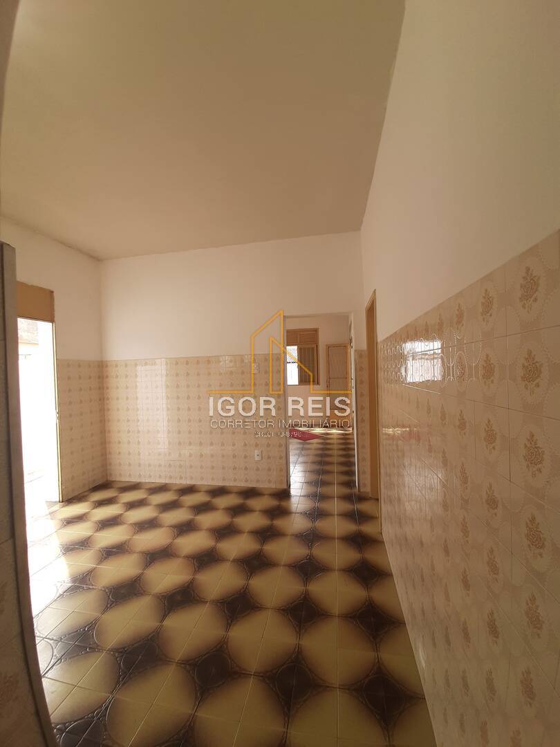 Casa à venda com 3 quartos, 175m² - Foto 7