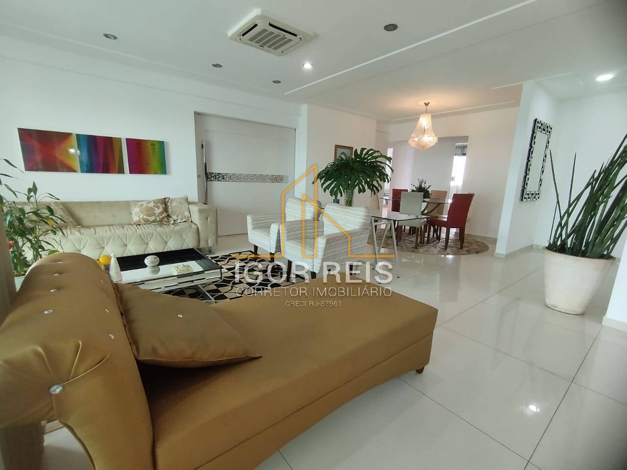 Apartamento à venda com 4 quartos, 160m² - Foto 1