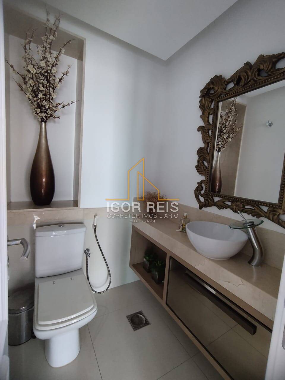 Apartamento à venda com 4 quartos, 160m² - Foto 5