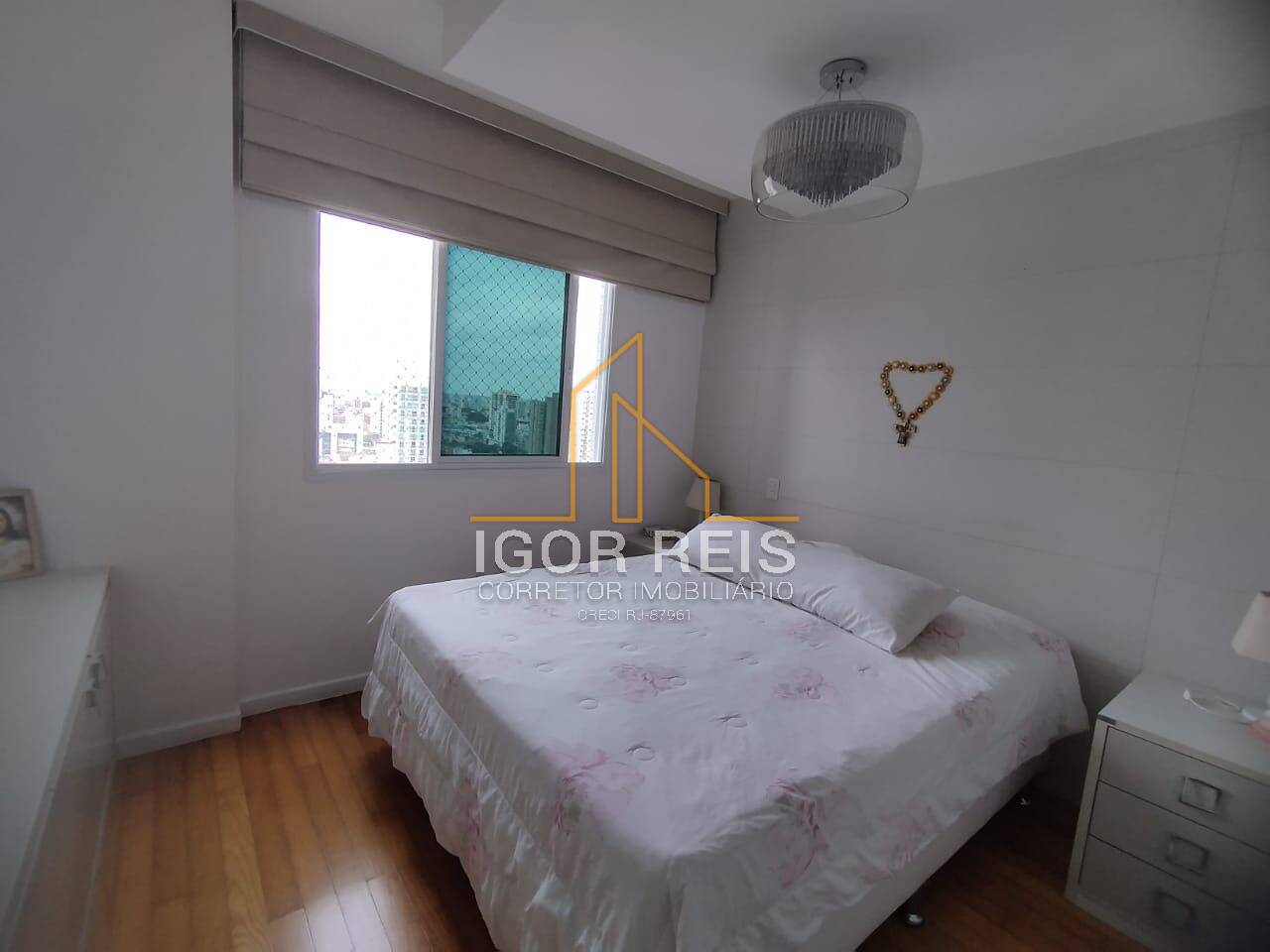 Apartamento à venda com 4 quartos, 160m² - Foto 14