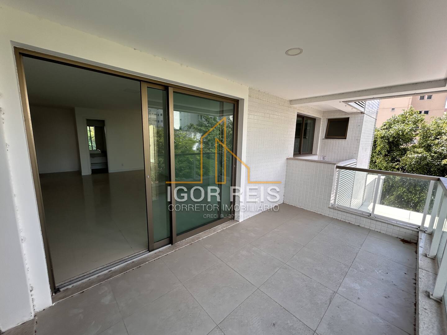 Apartamento, 3 quartos, 115 m² - Foto 2