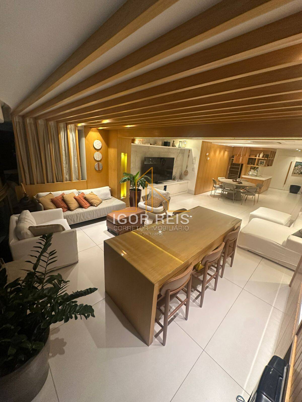 Apartamento, 3 quartos, 216 m² - Foto 5