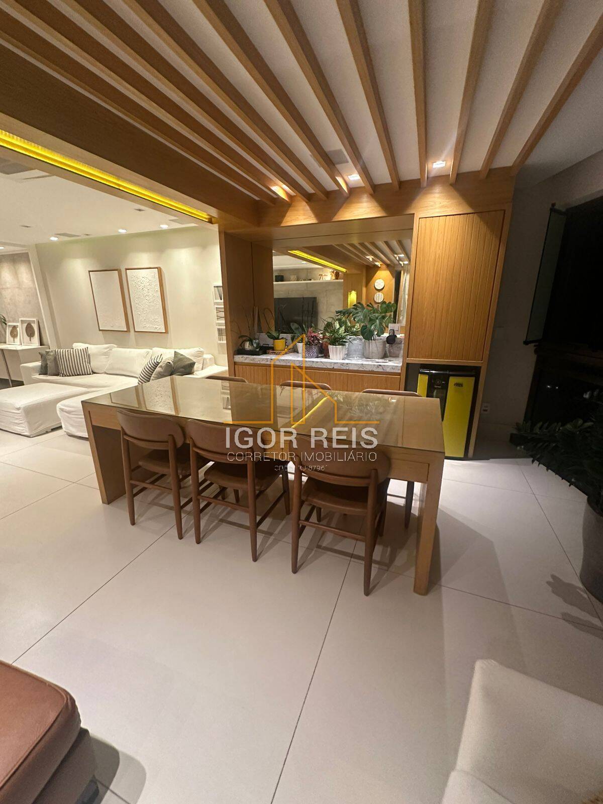 Apartamento, 3 quartos, 216 m² - Foto 6