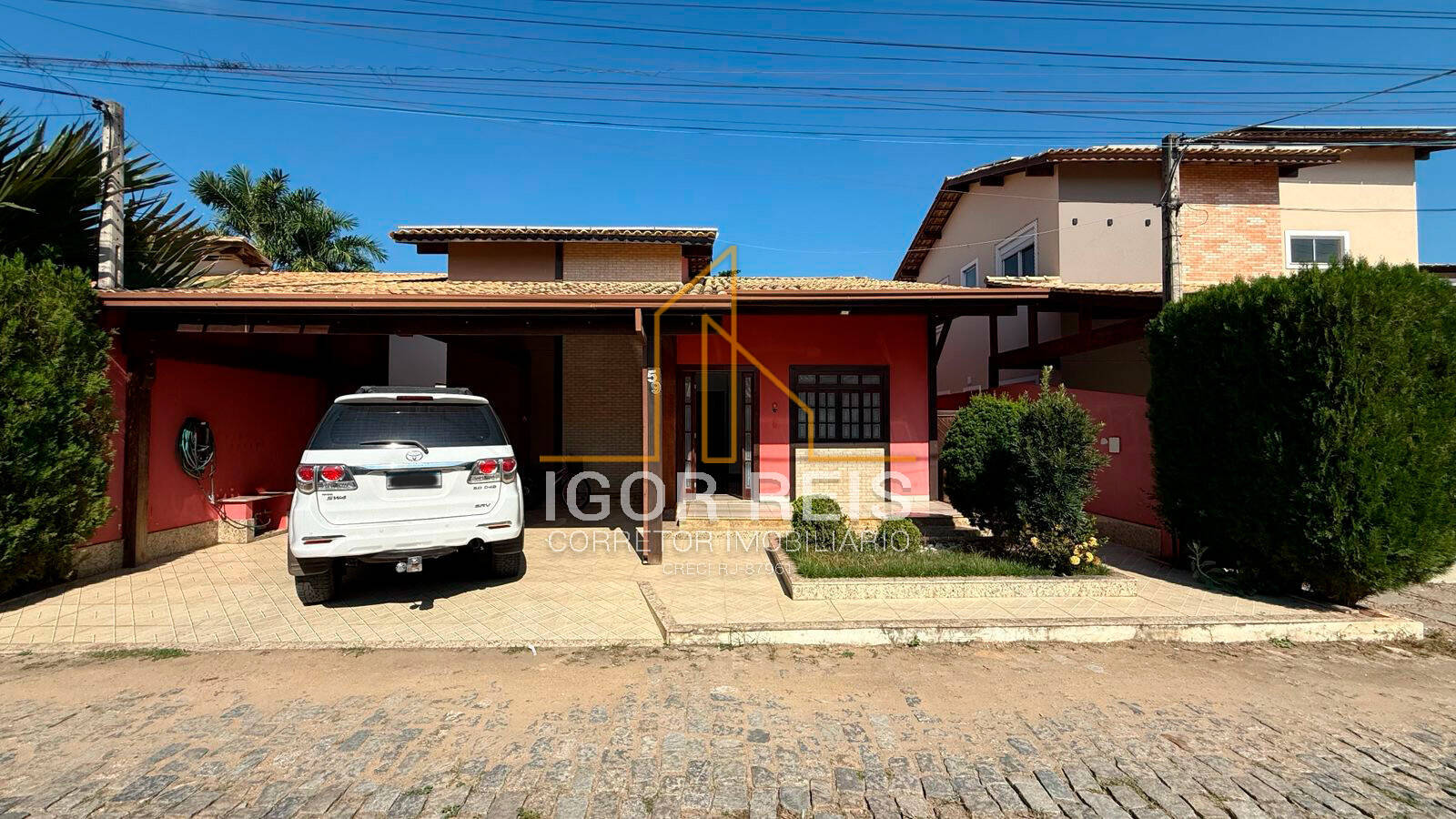 Casa 2q / suíte, com Piscina e Energia Solar | Hybiscus, Campos-RJ